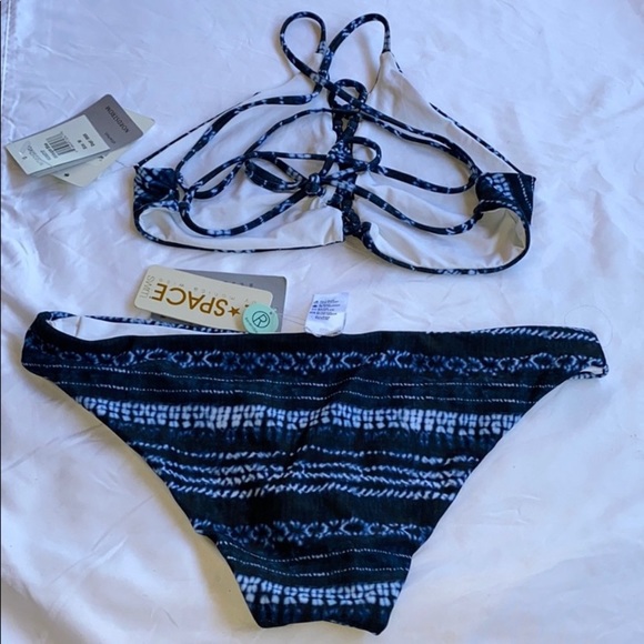 L*Space Midnight Caravan 2-piece bikini set Sz M - Picture 3 of 10